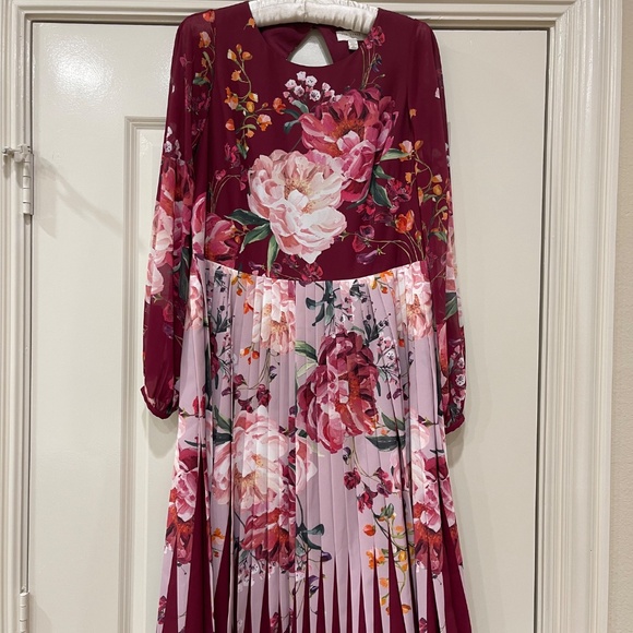 Ted Baker Esperan Serenity Pleated Dress - Picture 2 of 8